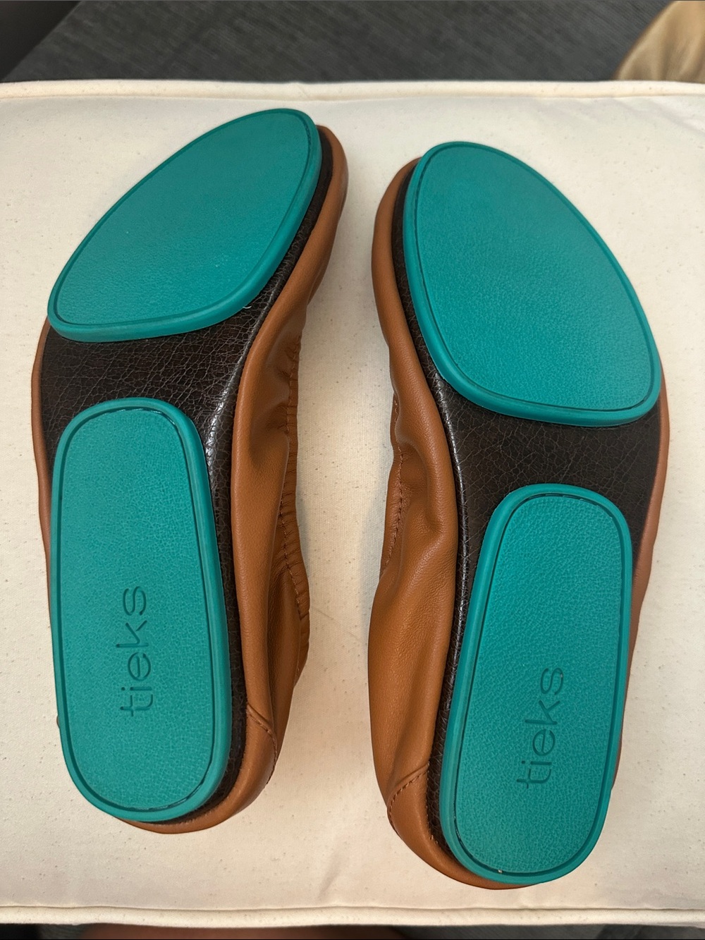 Tieks- chestnut size 10 - Picture 12 of 16